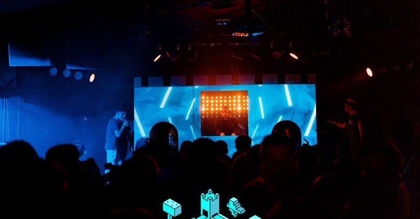 Review: Foreverland: Forever Young