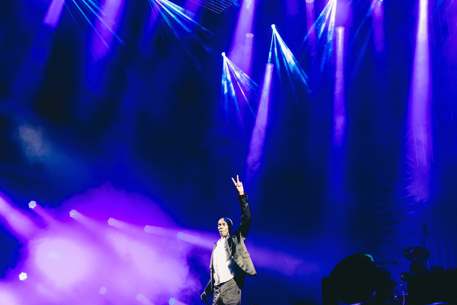 IoW16_Fri_Faithless_Mainstage_Dylan_Roberts_Photography_Press-1