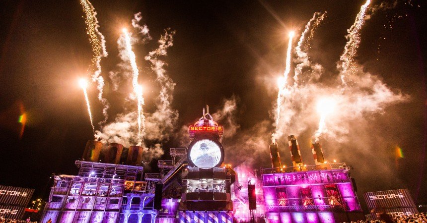 Featured Review: Boomtown 2016