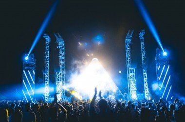 Featured Review: Outlook 2016