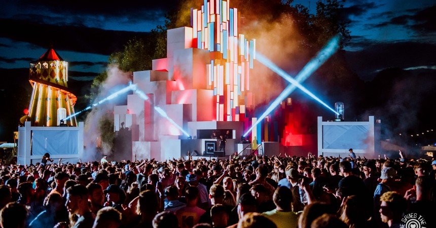 Love Saves The Day 2019